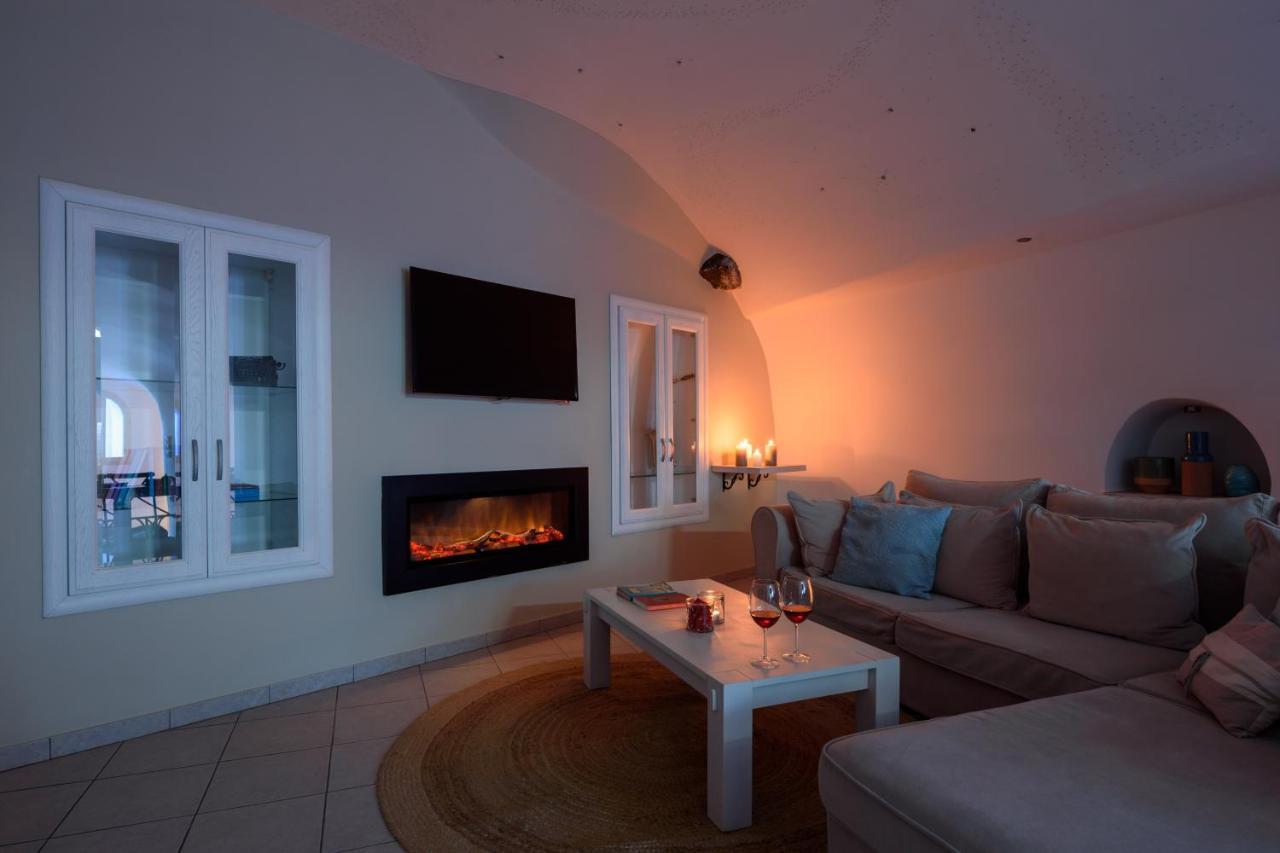 Suite Home Santorini Fira  Zewnętrze zdjęcie