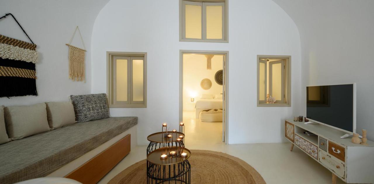Suite Home Santorini Fira  Zewnętrze zdjęcie