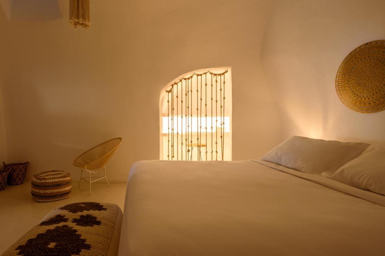 Suite Home Santorini Fira  Zewnętrze zdjęcie