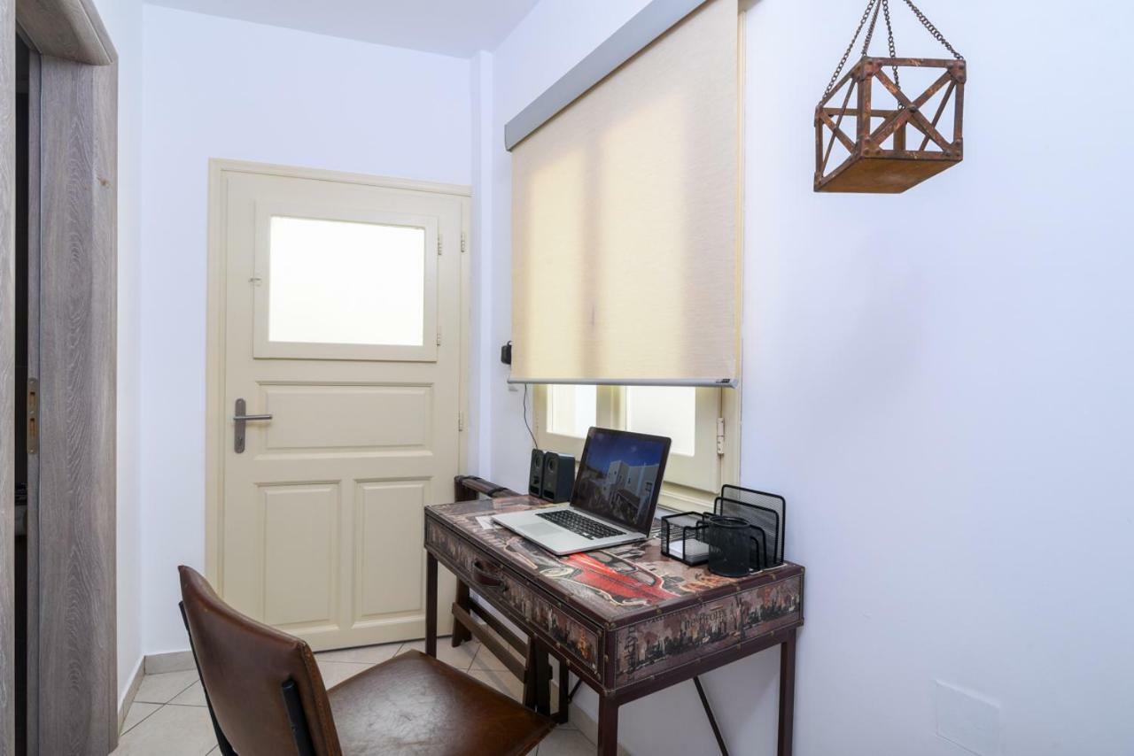 Suite Home Santorini Fira  Zewnętrze zdjęcie